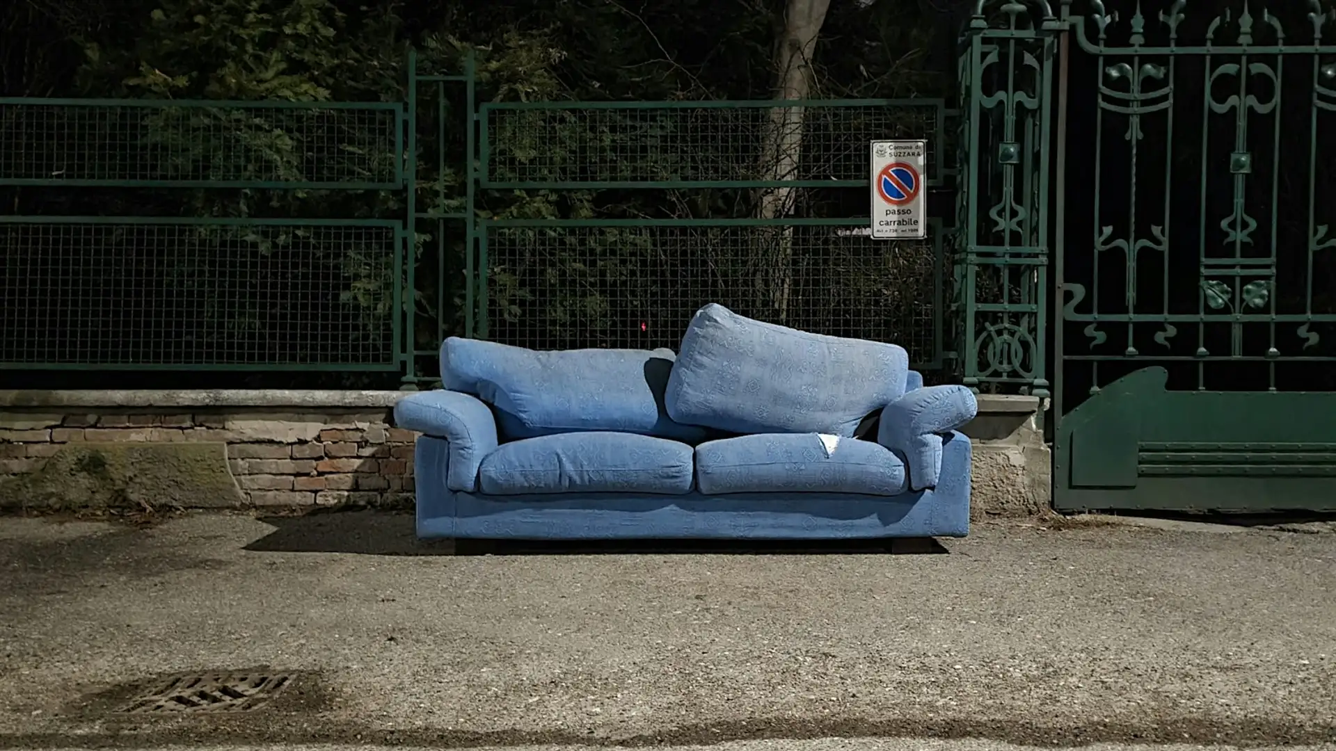 Furniture Removal in Bristol by Waste Bristol
